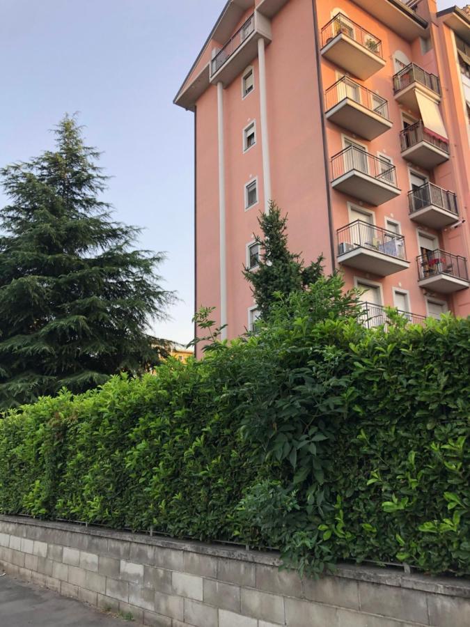 Casti - Appartamento Mm3 Comasina ميلان المظهر الخارجي الصورة